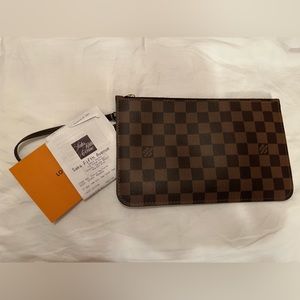 AUTHENTIC LV POCHETTE that came with the Neverfull MM Damier Ebene print